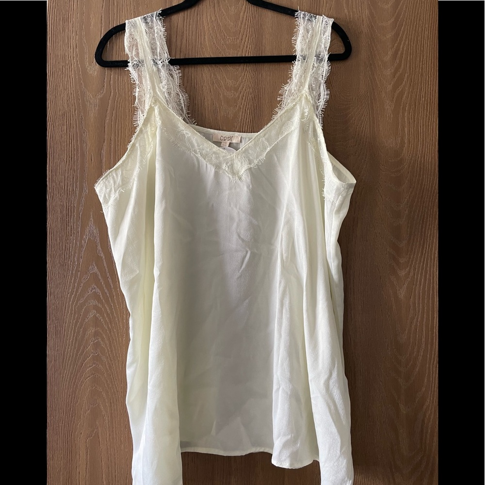 NWT Womens tank